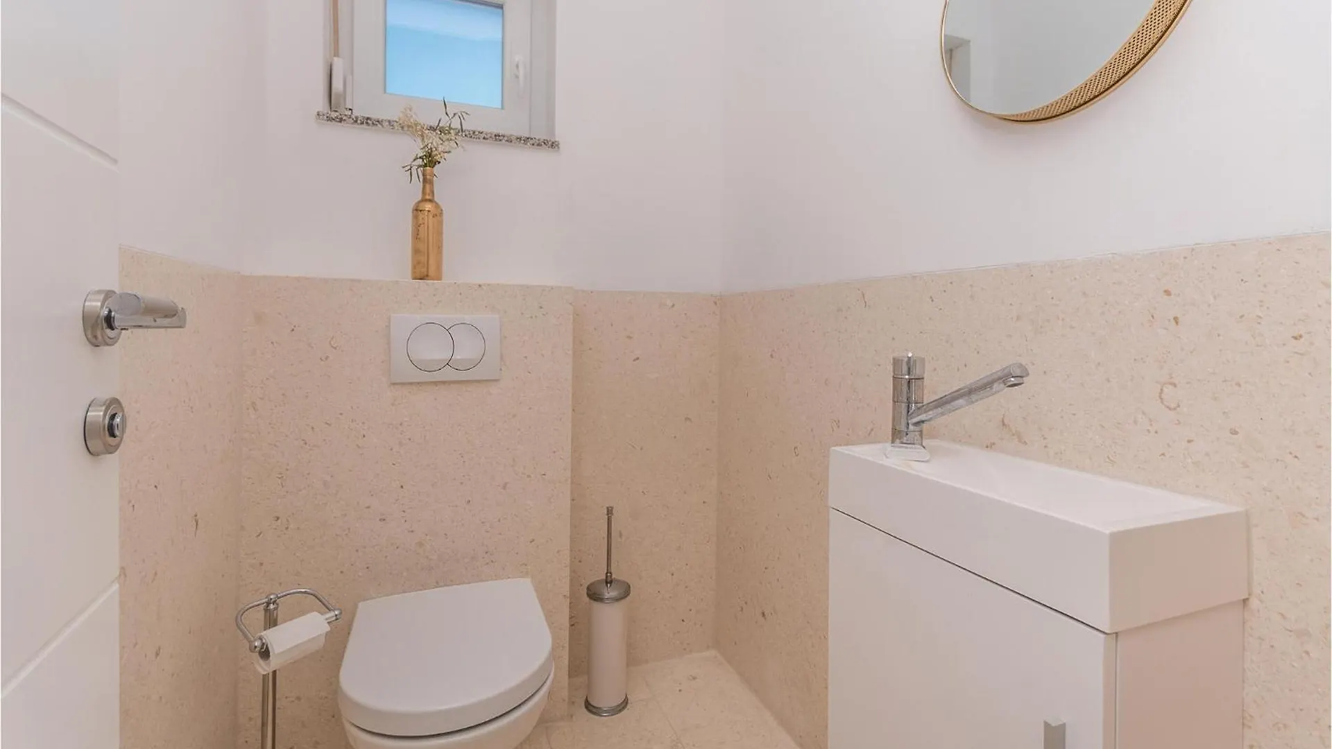 بيت للعطل 4 Bedroom Cozy Home In Donja Jagodnja